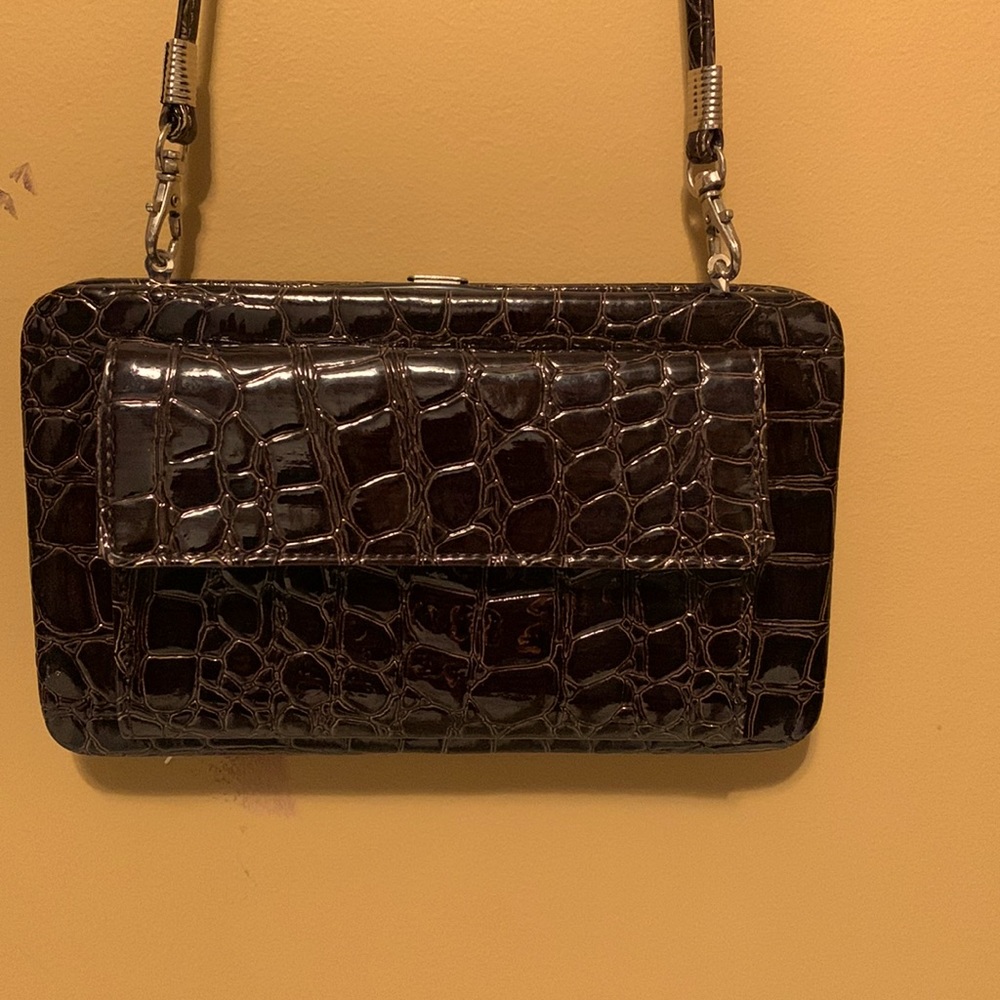 Clutch purse with removable strap;brown